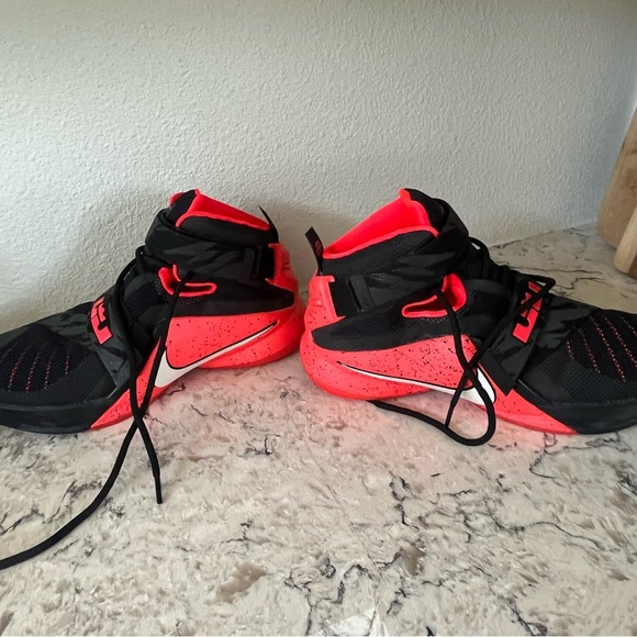 Nike LeBron James High-Top Athletic Shoes - Picture 2 of 9